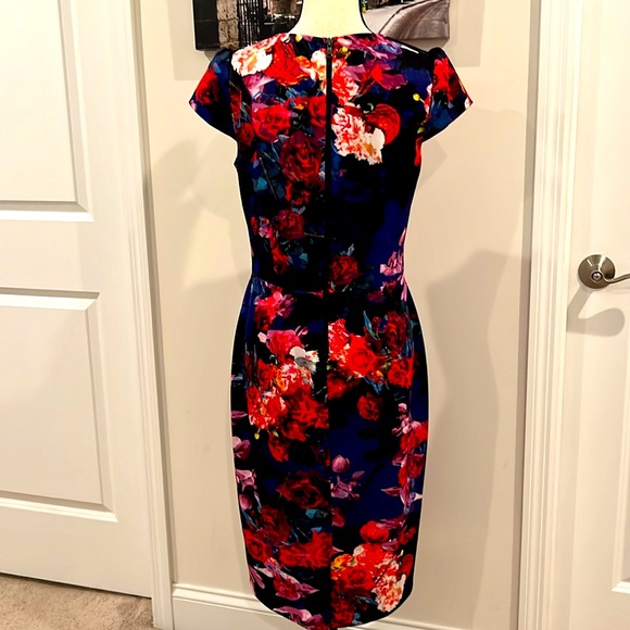 Betsey Johnson Floral Cap Sleeve Dress - Picture 4 of 8